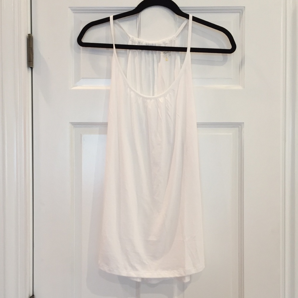 NWT Lilly Pulitzer lacy tank large resort white